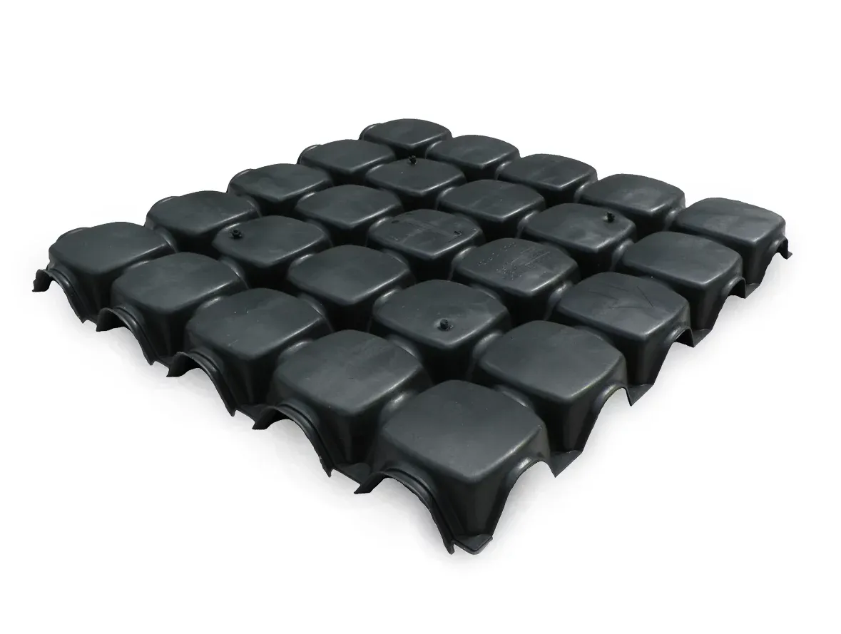 nopová folie GUTTADRYTEK H05 HDPE tvarovky 580x580x 50mm, 3.2ks/m2